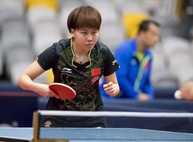 表现也格外 表现也格外